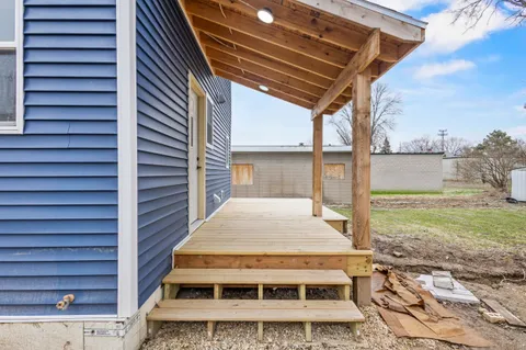 $370,000 | 1317 Everett Street, Madison, WI 53704