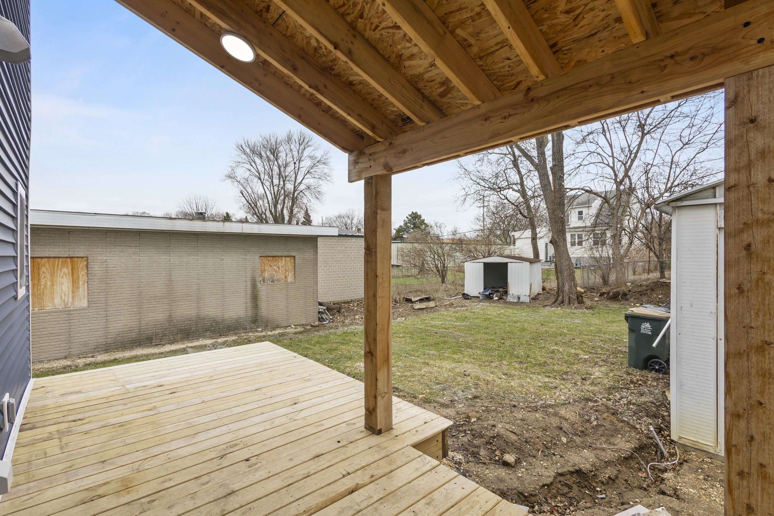 1317 Everett Street Madison, WI 53704 - Photo 27 of 31