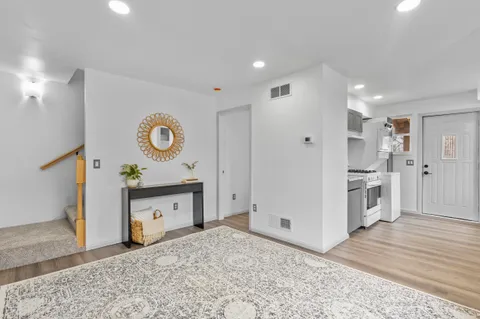 $370,000 | 1317 Everett Street, Madison, WI 53704