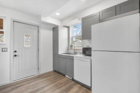 $370,000 | 1317 Everett Street, Madison, WI 53704