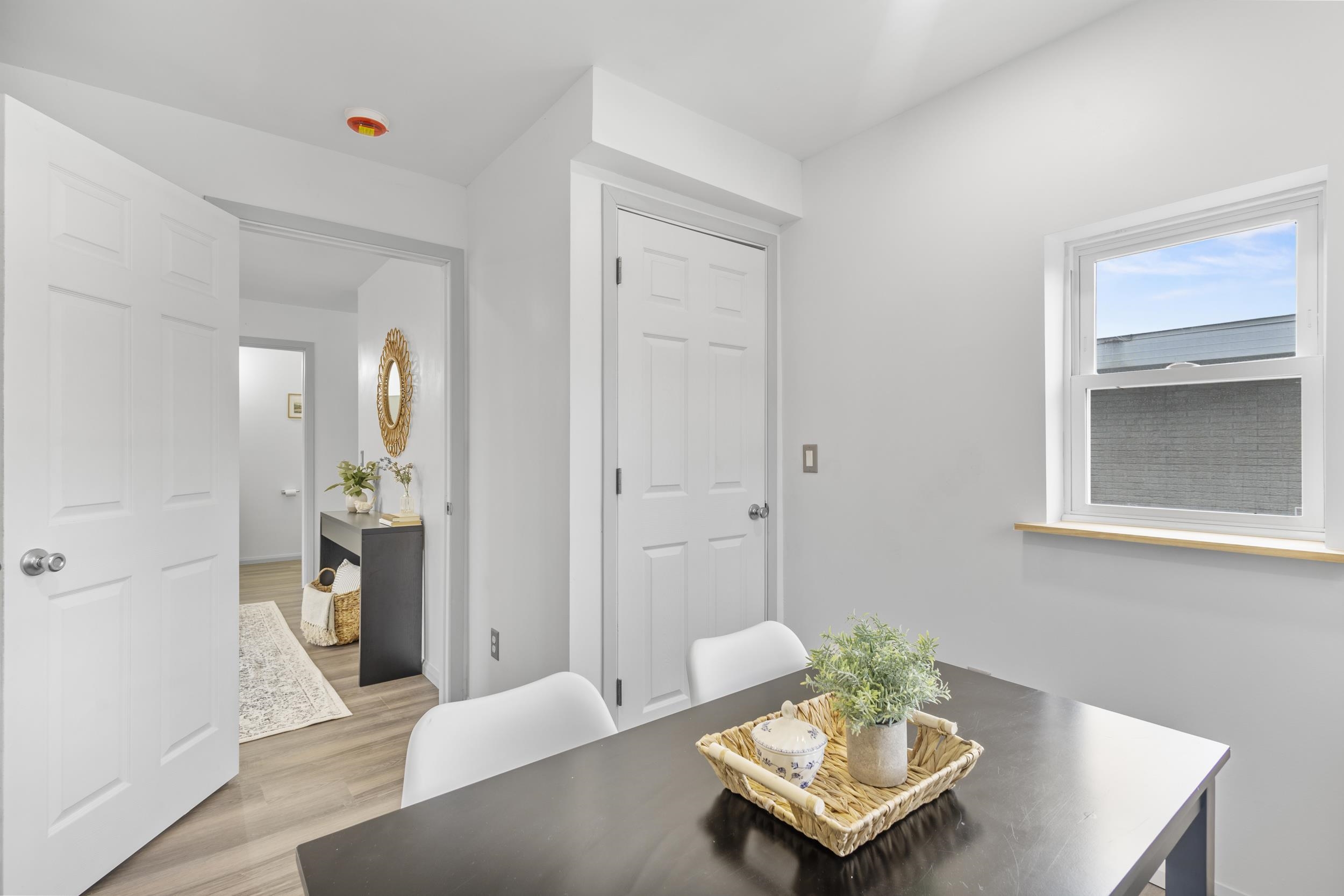 1317 Everett Street Madison, WI 53704 - Photo 10 of 31