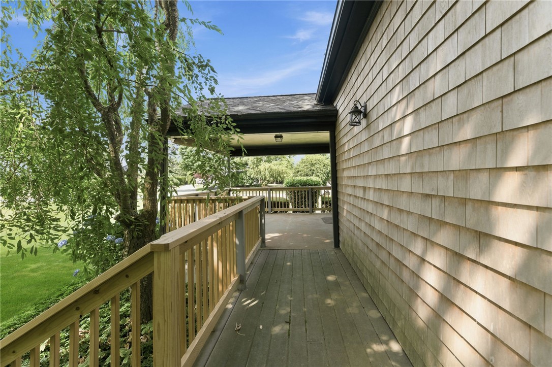 131 Taylor Road Portsmouth, RI 02871 - Photo 11 of 33