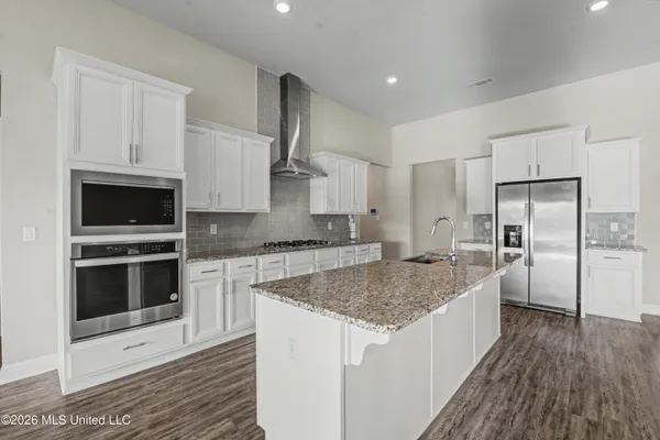 $2,650 | 10423 Autumn Drive, Gulfport, MS 39503