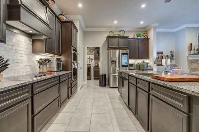 $385,000 | 9801 Valencia Avenue, Lubbock, TX 79424