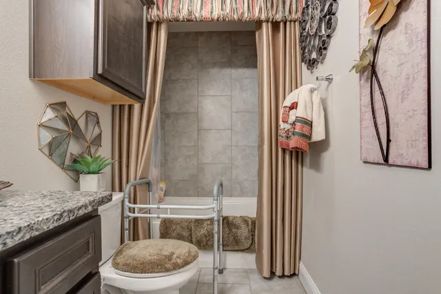 $385,000 | 9801 Valencia Avenue, Lubbock, TX 79424