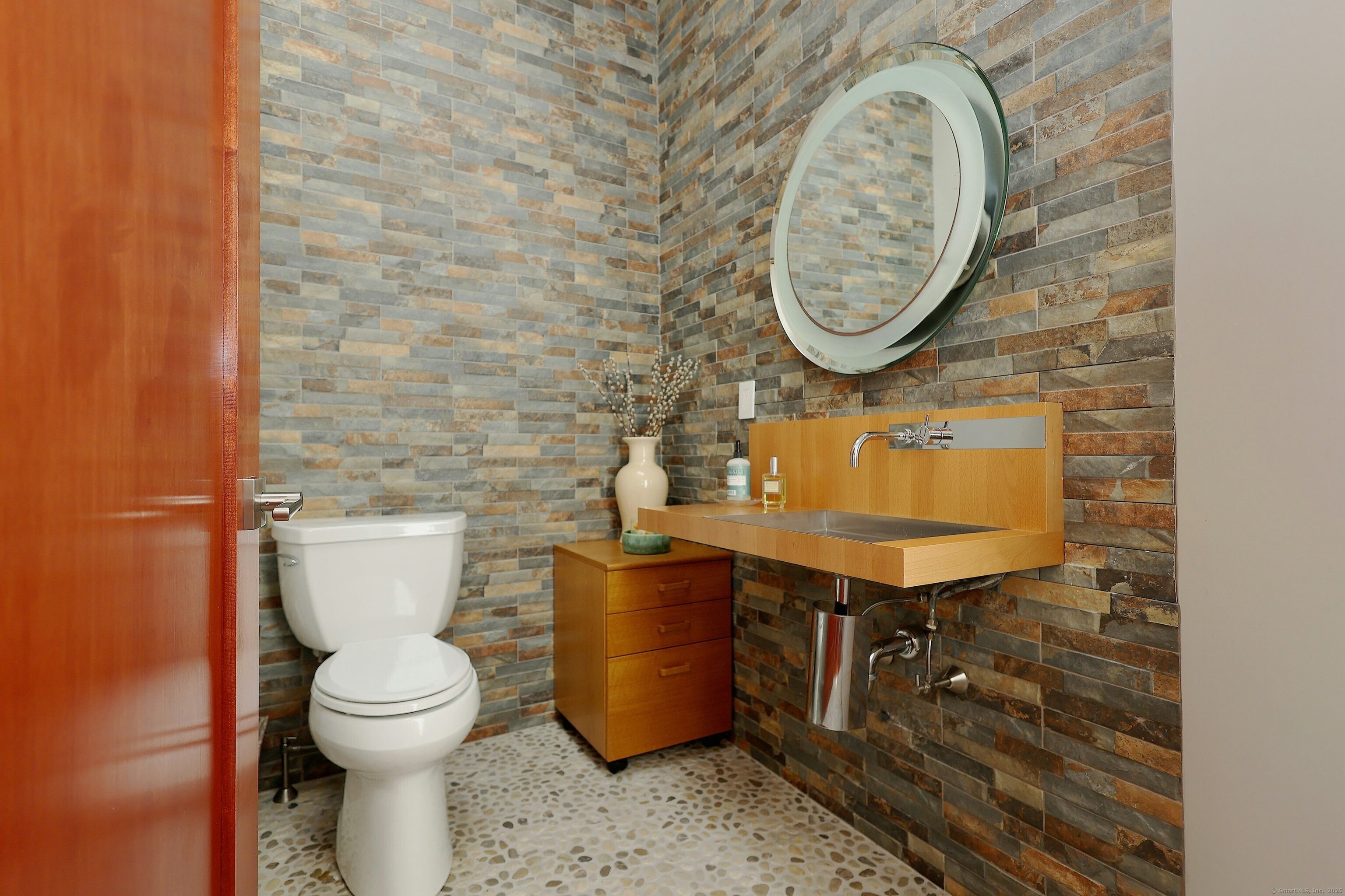 88 Green Lane Ridgefield, CT 06877 - Photo 16 of 40