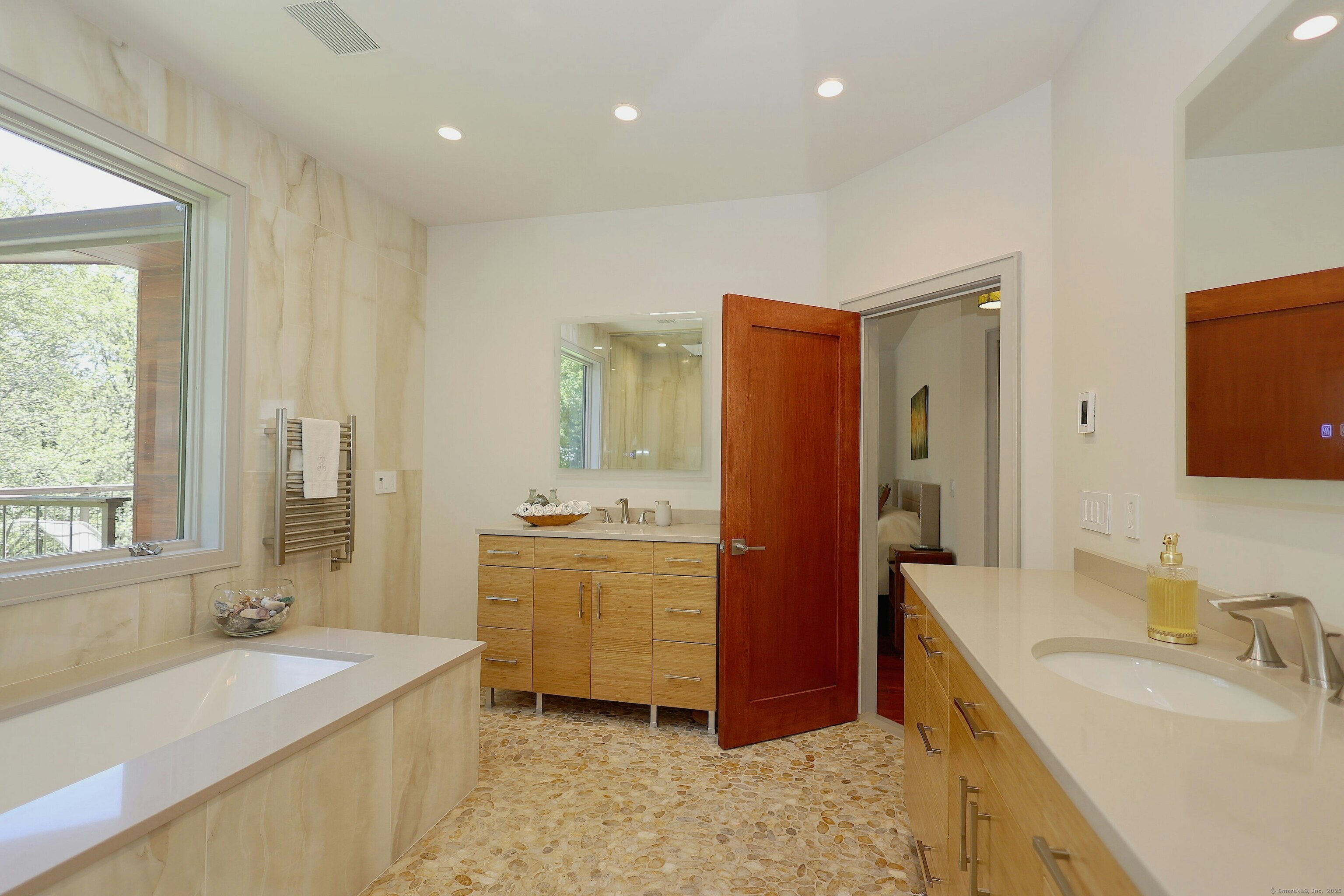 88 Green Lane Ridgefield, CT 06877 - Photo 22 of 40