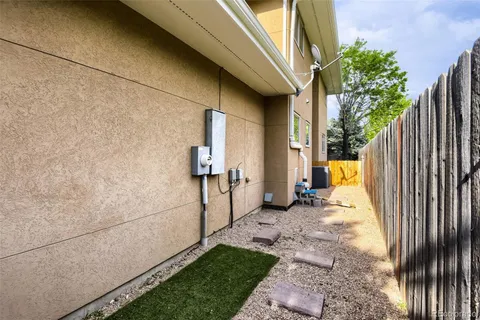 a view of a back yard of the house
