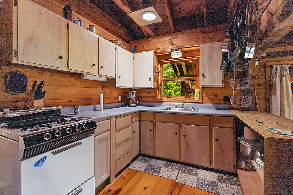 8 Horseshoe Road Winthrop, ME 04364 - Photo 14 of 44 14