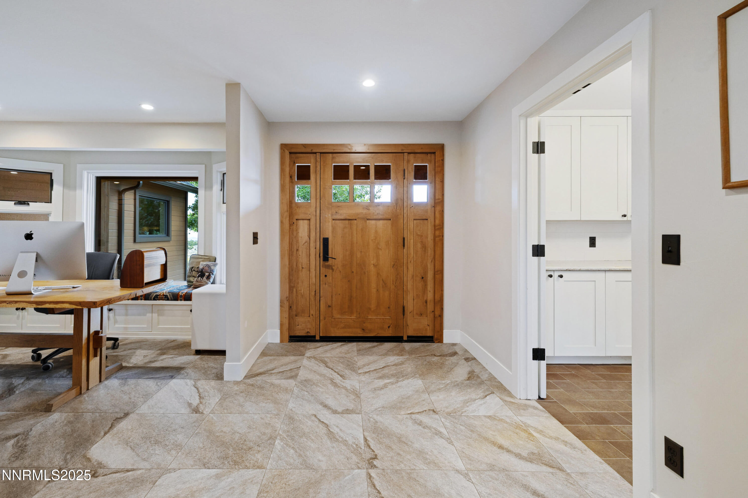 110 Moonstone Lane Reno, NV 89508 - Photo 31 of 68 a view of a hallway with dining area