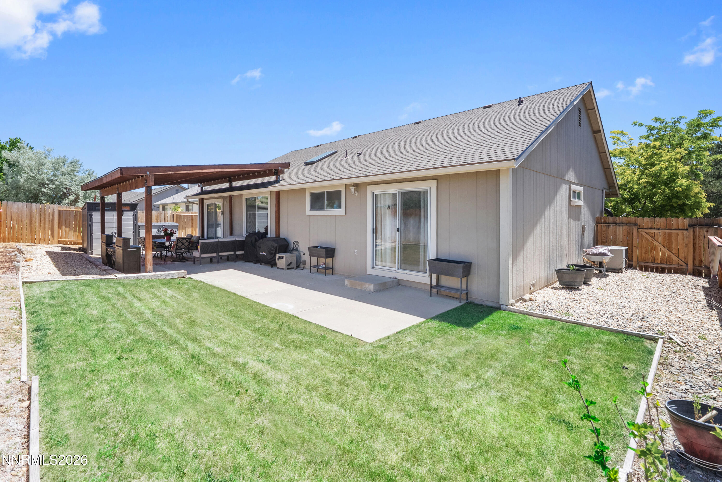 3530 Smoketree Avenue Carson City, NV 89705 - Photo 31 of 42 DSC03990