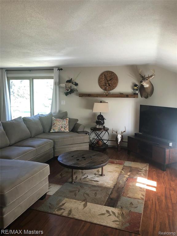 18370 Inkster Road Romulus, MI 48174 - Photo 8 of 39