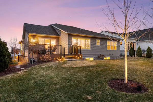 $790,000 | 4052 Vista View Drive, Chaska, MN 55318