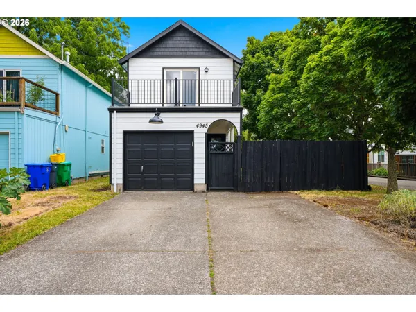 $575,000 | 4945 Southeast Ogden Street, Portland, OR 97206