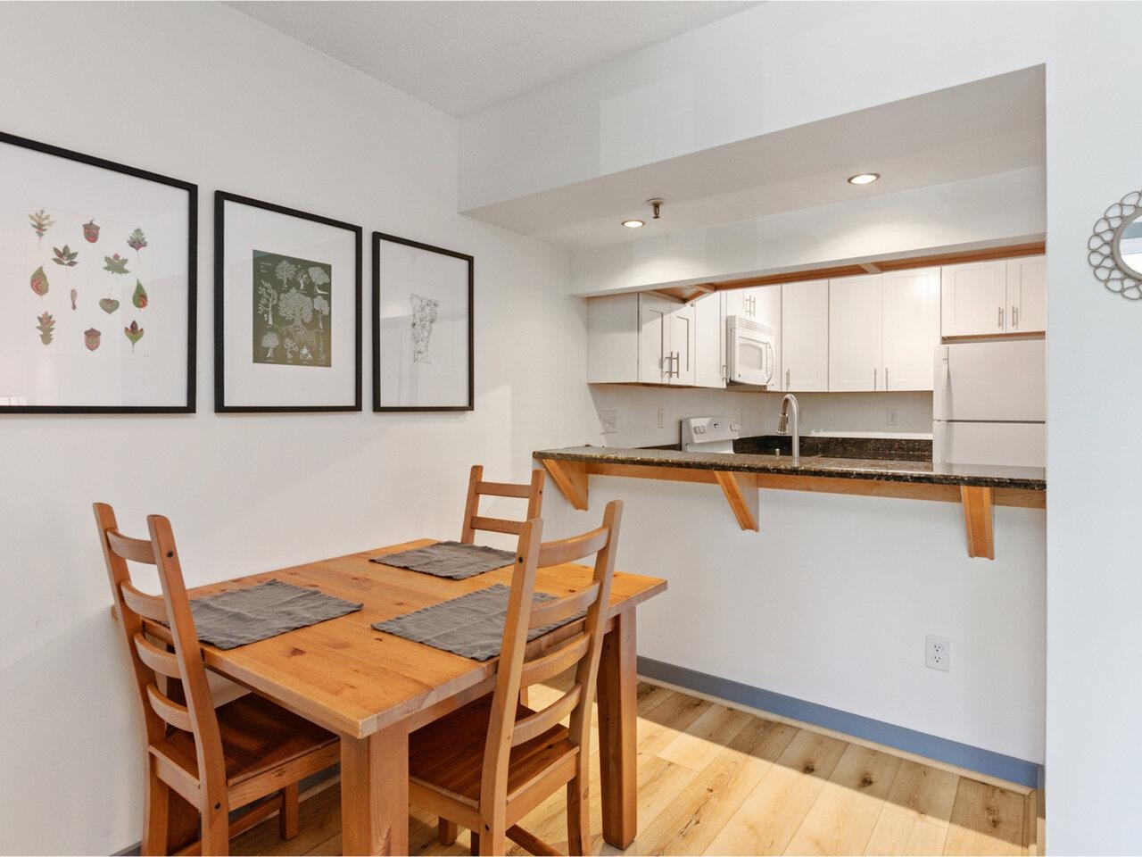 337 College Street, Unit 5 Burlington, VT 05401 - Photo 6 of 21