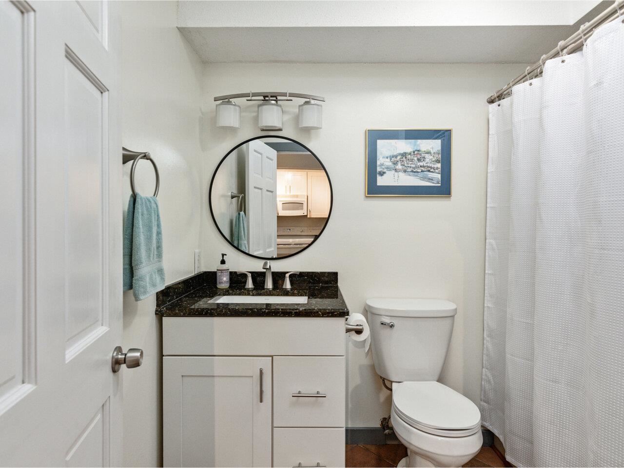 337 College Street, Unit 5 Burlington, VT 05401 - Photo 9 of 21