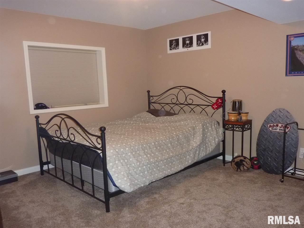 910 Devonshire Road Washington, IL 61571 - Photo 20 of 36 Gallery Image 20