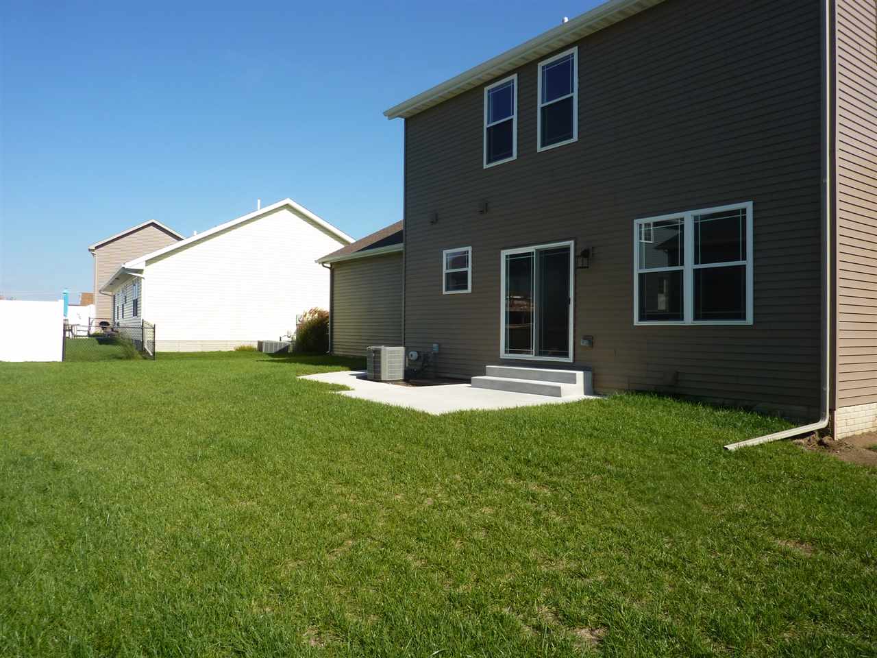 910 Devonshire Road Washington, IL 61571 - Photo 36 of 36 Gallery Image 36