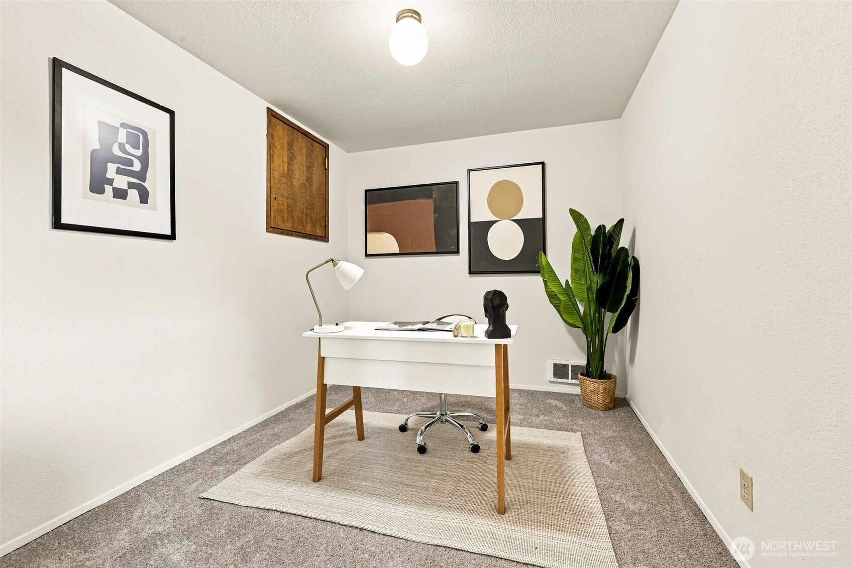 22906 Edmonds Way, Unit 7 Edmonds, WA 98020 - Photo 21 of 21 Gallery Image 21