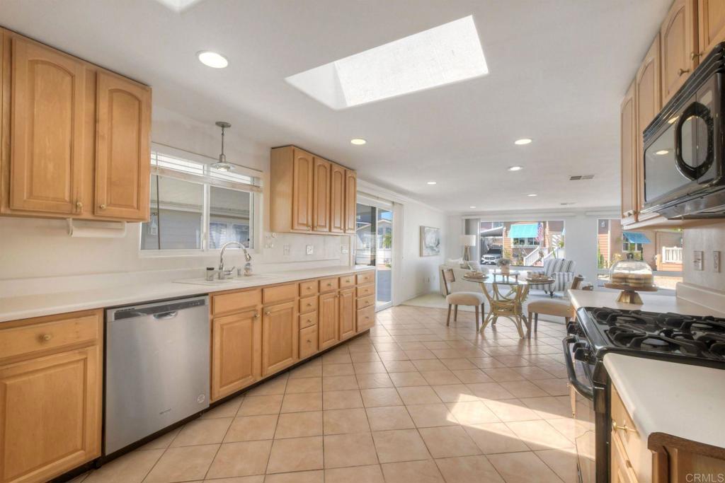 6610 Easy Street Carlsbad, CA 92011 - Photo 46 of 89