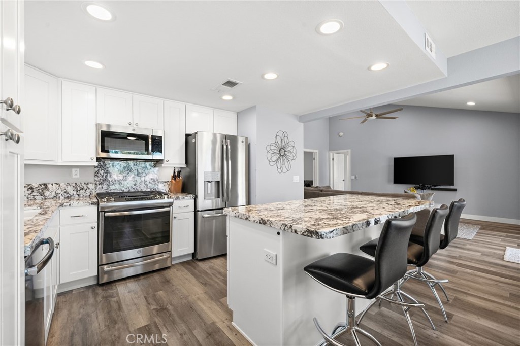 41488 Inverness Way Palm Desert, CA 92211 - Photo 17 of 55