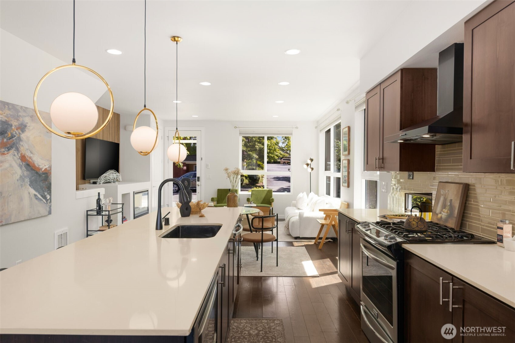 9729 10th Place Southwest Seattle, WA 98106 - Photo 10 of 29
