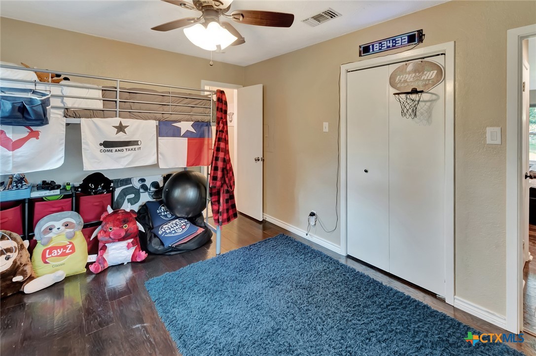 351 Sulphur Creek Road Victoria, TX 77905 - Photo 20 of 28