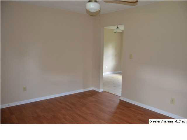 784 Main Street Jemison, AL 35085 - Photo 7 of 30