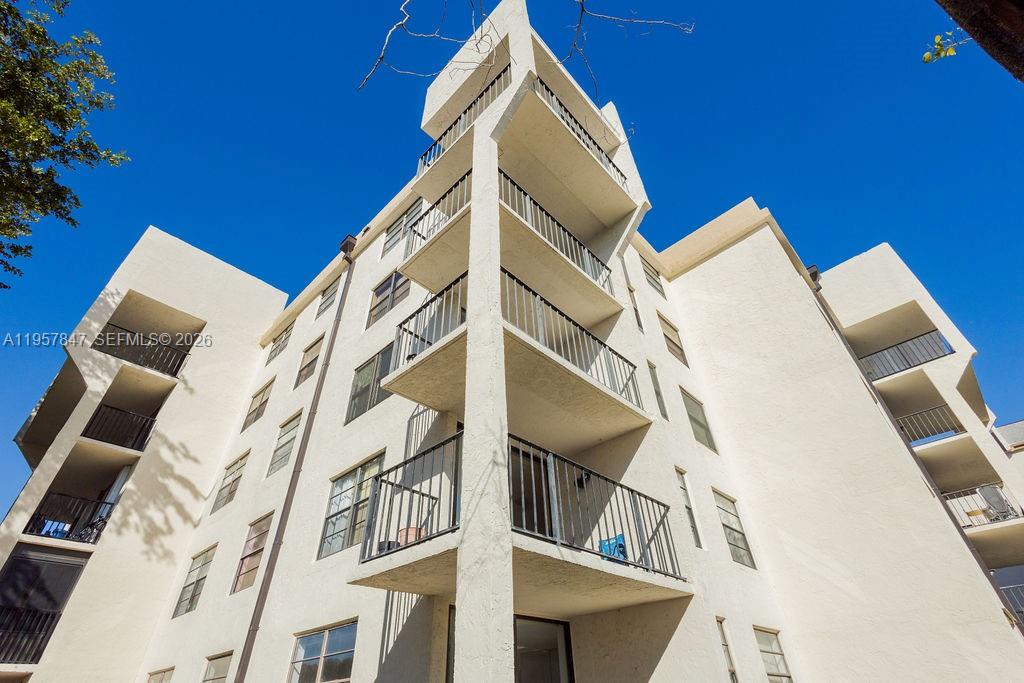 6193 Rock Island Road, Unit 119 Tamarac, FL 33319 - Photo 37 of 52