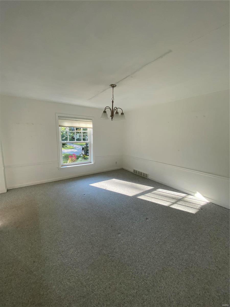 6 Daniel St. Louis, MO 63124 - Photo 3 of 10