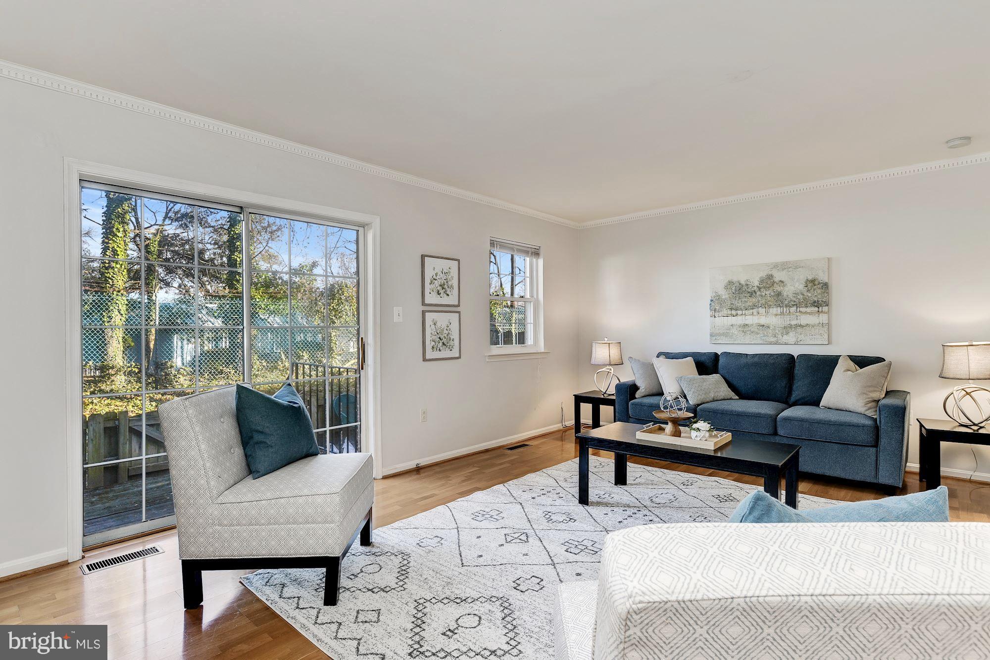 3804 Tremayne Terrace Silver Spring, MD 20906 - Photo 2 of 21 Living Room