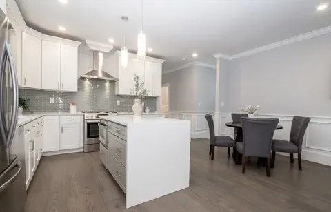 $829,000 | 84 Flint Street, Unit 1, Somerville, MA 02145