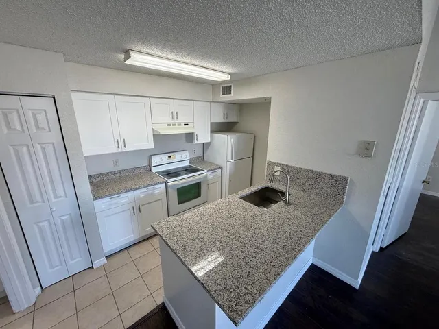 $1,350 | 2210 Grand Cayman Court, Unit 1738, Kissimmee, FL 34741