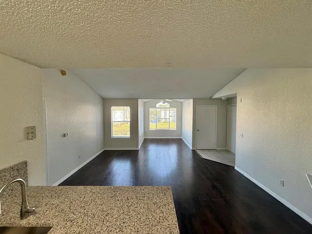 $1,350 | 2210 Grand Cayman Court, Unit 1738, Kissimmee, FL 34741