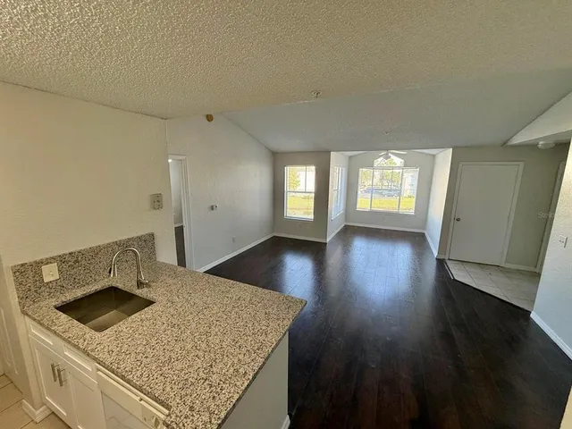 $1,350 | 2210 Grand Cayman Court, Unit 1738, Kissimmee, FL 34741