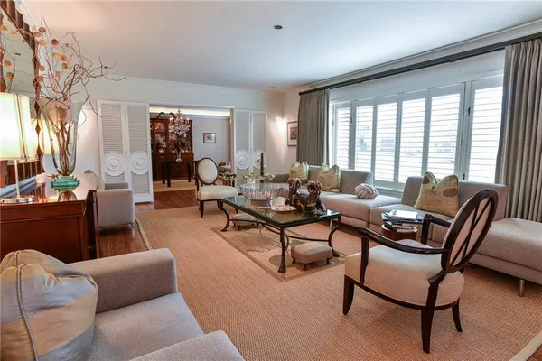 $1,295,000 | 1240 West 64th Terrace, Kansas City, MO 64113