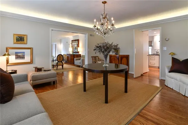 $1,295,000 | 1240 West 64th Terrace, Kansas City, MO 64113