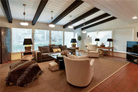 $1,295,000 | 1240 West 64th Terrace, Kansas City, MO 64113