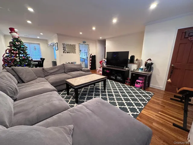 $410,000 | 14-81 212th Street, Unit 270 | Bay Terrace