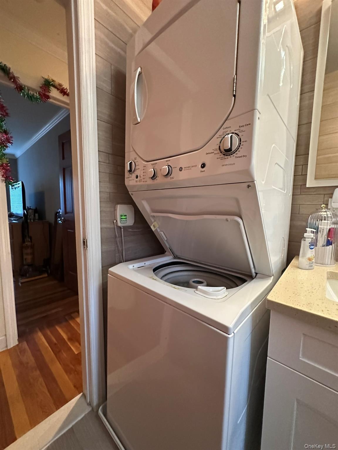 14-81 212th Street, Unit 270 Queens, NY 11360 - Photo 21 of 24