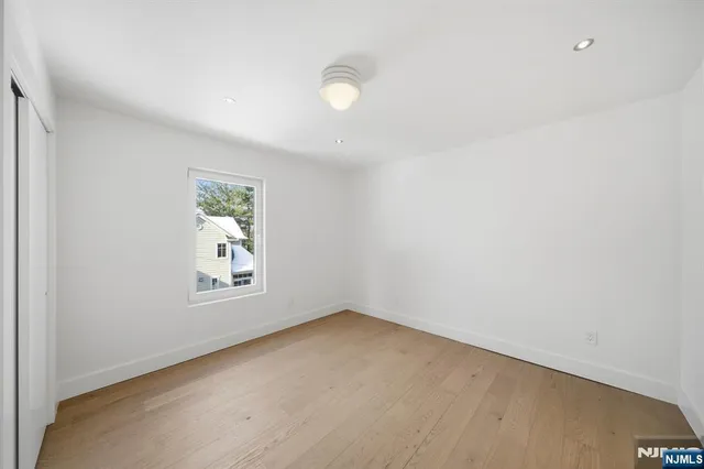 $9,500 | 75 Highwood Avenue, Tenafly, NJ 07670