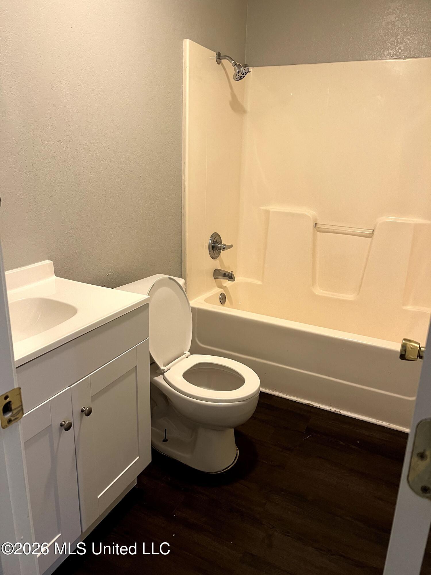3437 Lawrence Street Moss Point, MS 39563 - Photo 5 of 8 04