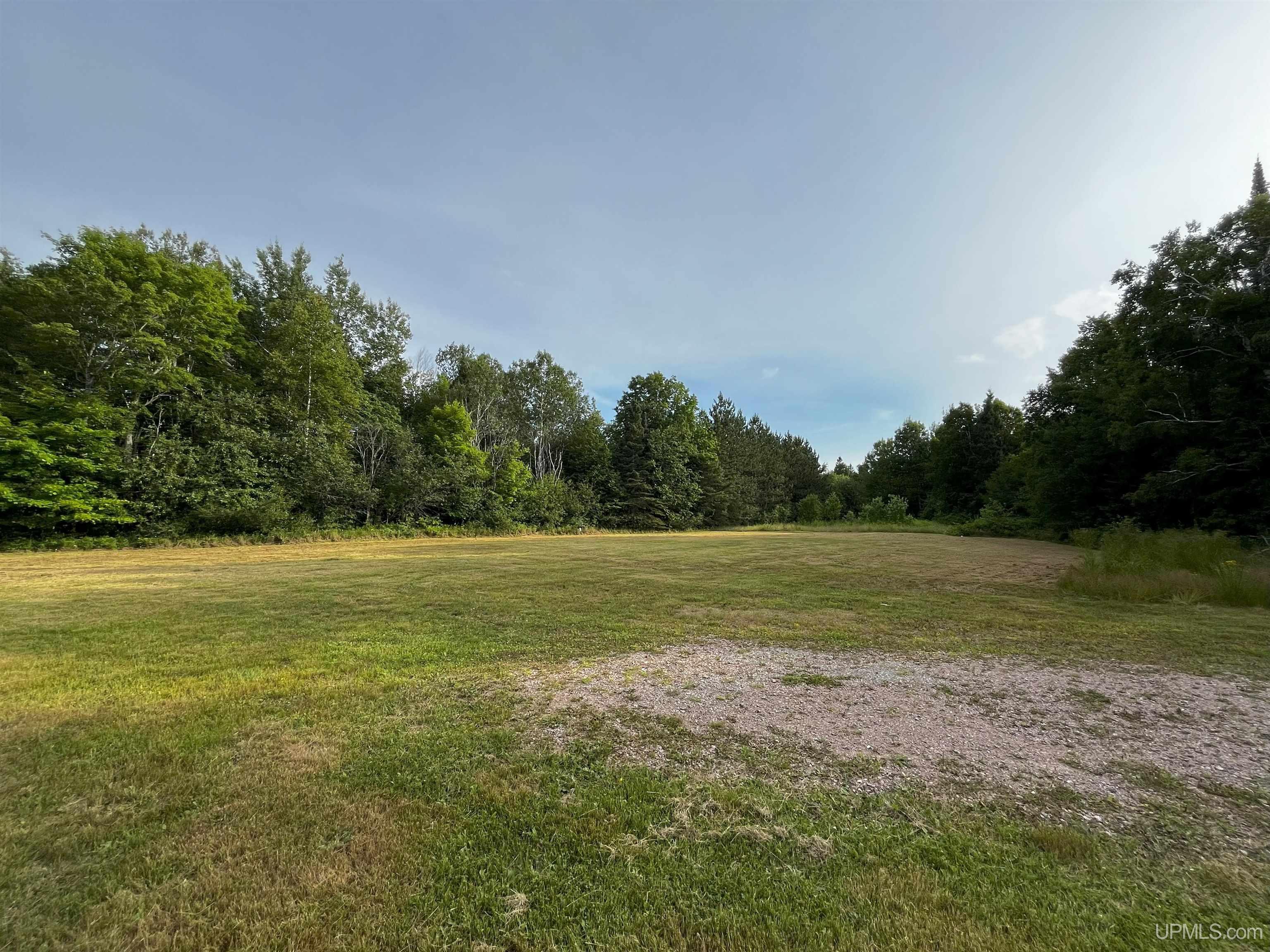 54866 Tecumseh Road Calumet, MI 49913 - Photo 13 of 38