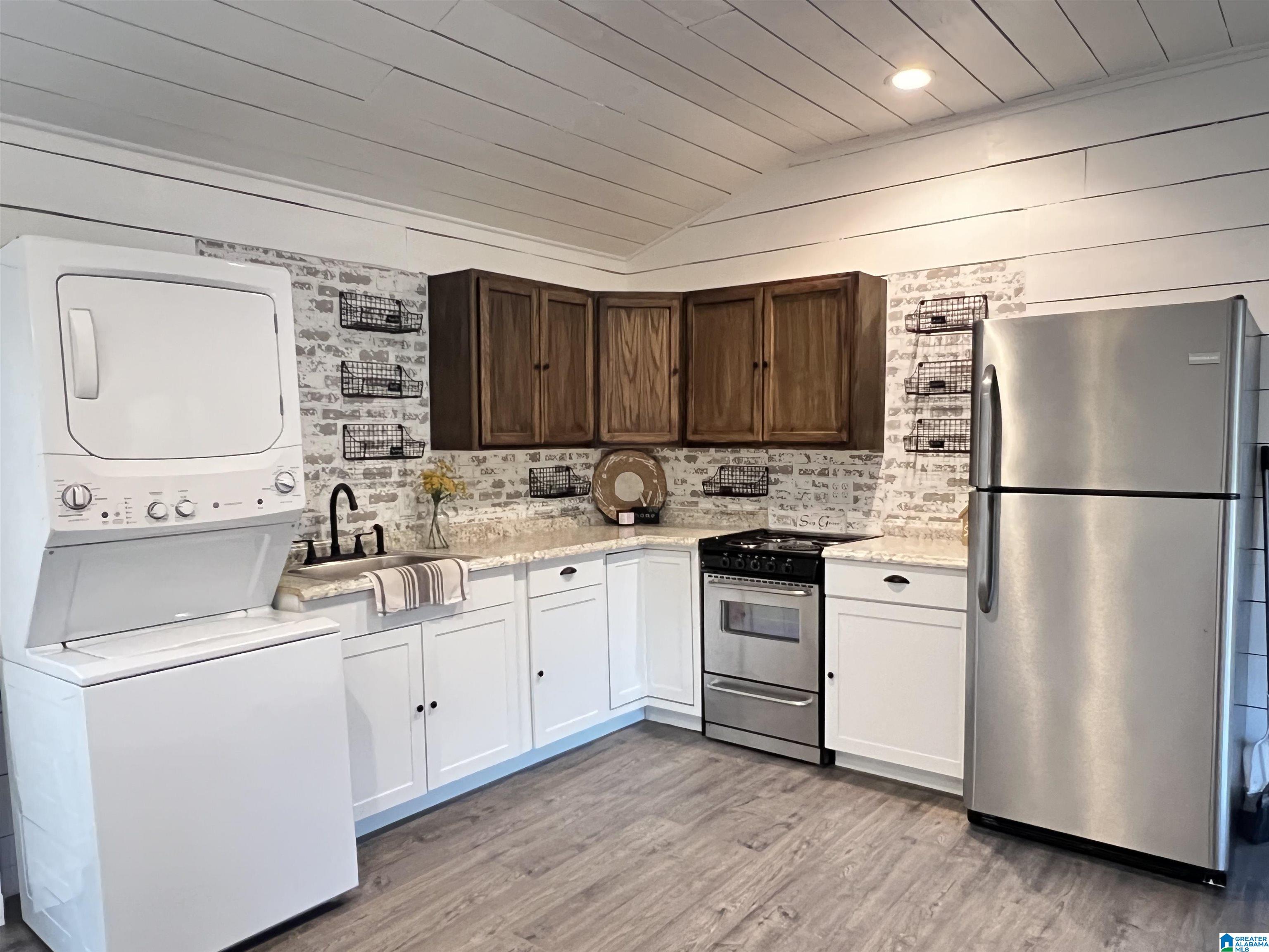 1723 Iron City Road Anniston, AL 36207 - Photo 5 of 19 Gallery Image 5