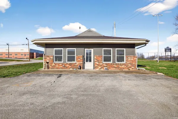 $212,000 | 703 North Maple Street, Orleans, IN 47452