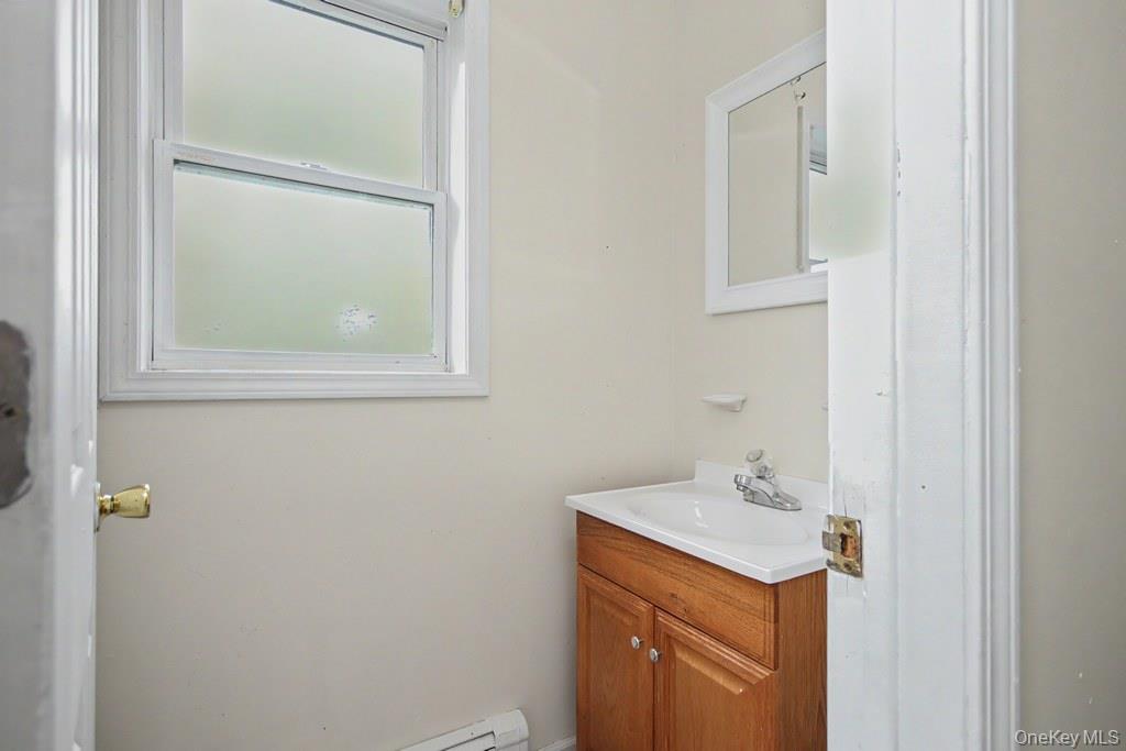 236 Bullville Road Montgomery, NY 12549 - Photo 16 of 29 Half bath on the first floor