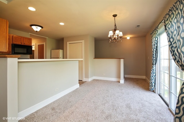 973 Constance Lane, Unit D Sycamore, IL 60178 - Photo 6 of 20