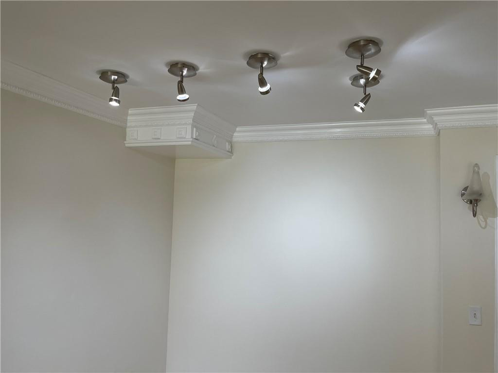 491 Racquet Club Road, Unit 109 Weston, FL 33326 - Photo 15 of 39 a bathroom with a shower