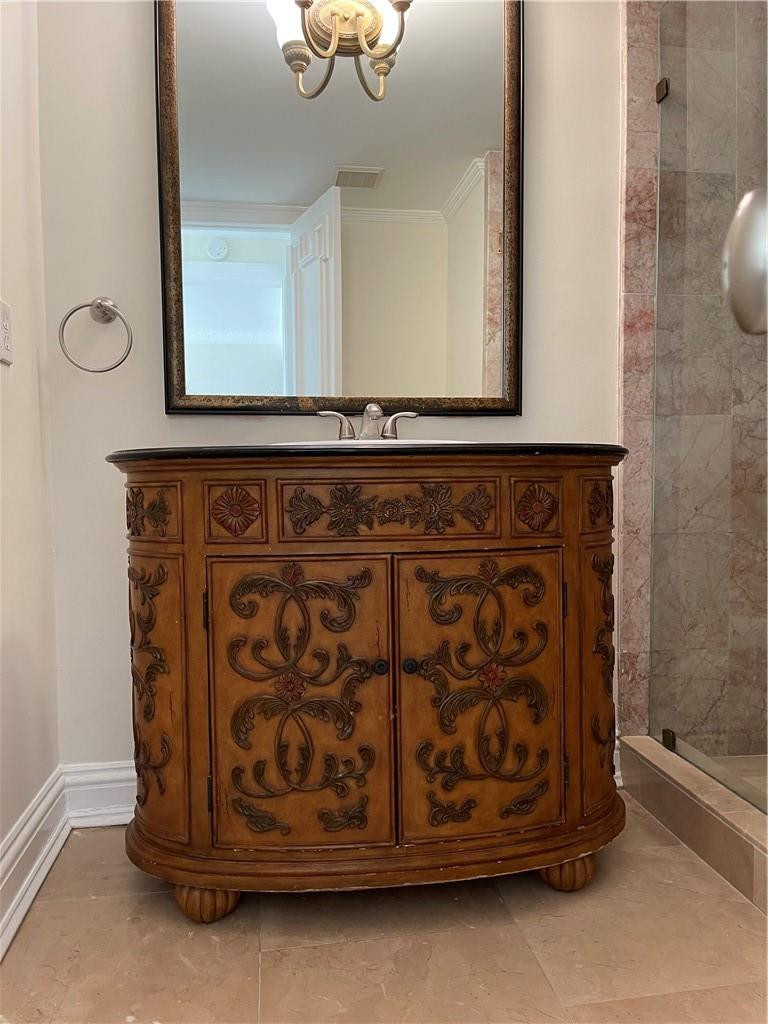 491 Racquet Club Road, Unit 109 Weston, FL 33326 - Photo 36 of 39 a mirror with a sink