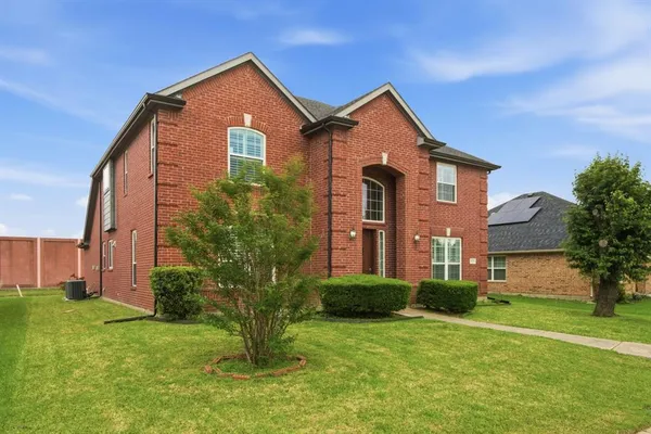 $600,000 | 3852 Harrison Drive, Carrollton, TX 75010